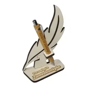 Stojan s perom | pre Zamestnankyňu